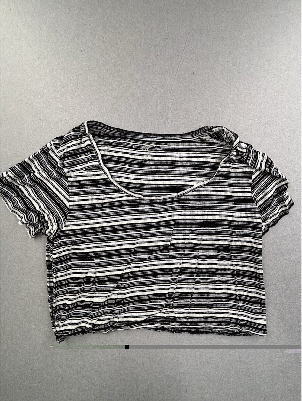 American Eagle Striped Ribbed Crop Top Black/White Style‎ 139037834 Size Small